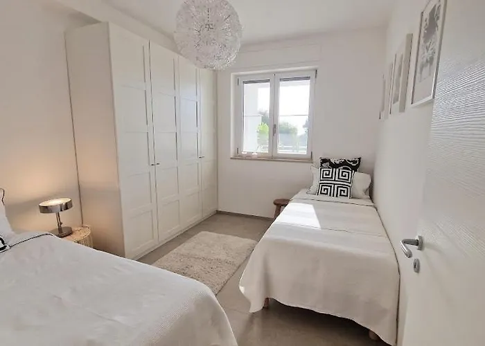 Papillon Apartment *